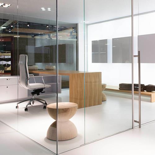 油漆經(jīng)理桌